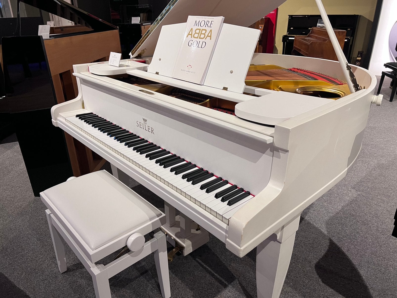 Seiler “Glockenflügel 145” Vleugel - Wit, Muziek en Instrumenten, Ophalen, Gebruikt, Wit, Vleugel