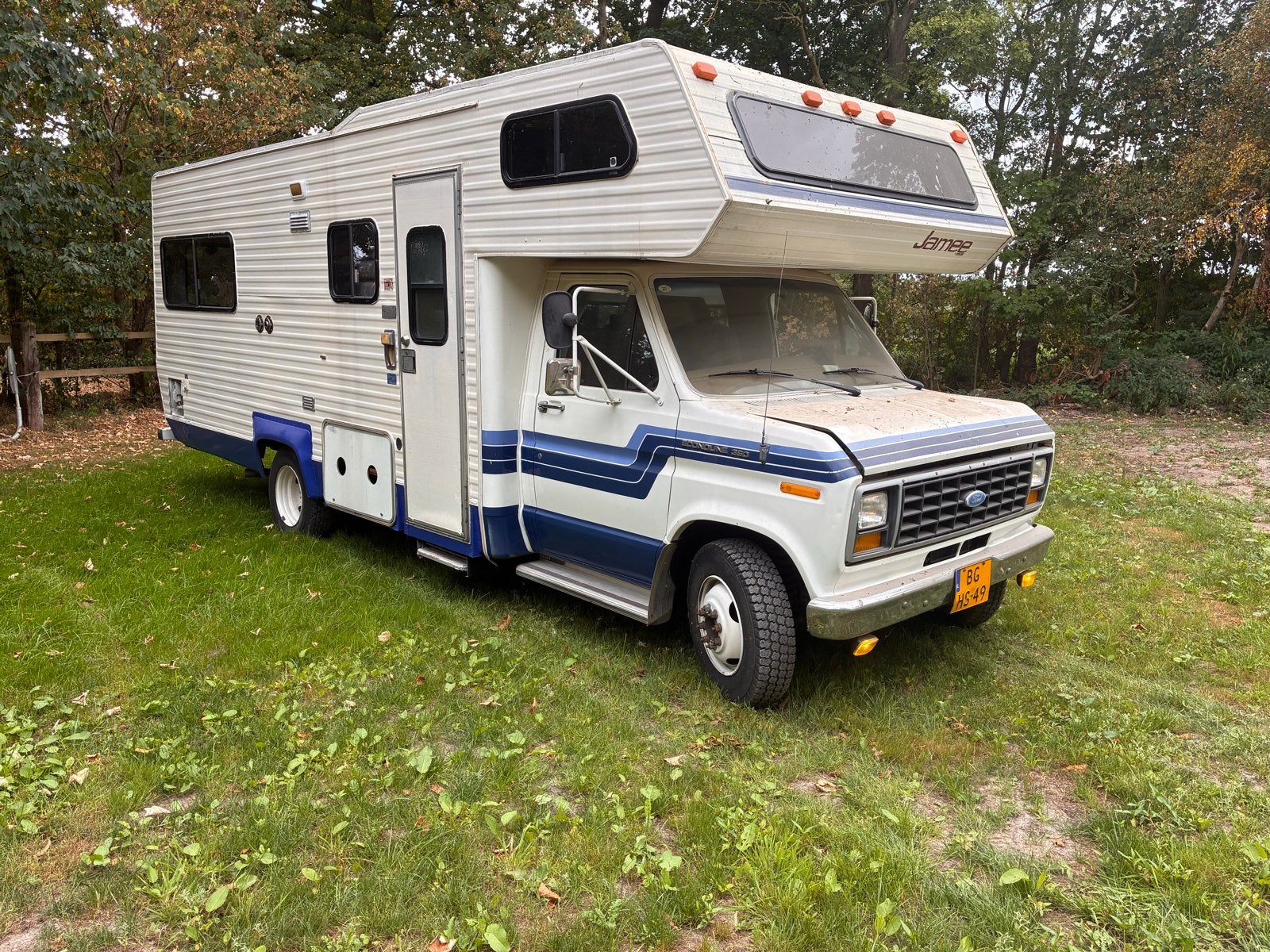 Ford E350 Econoline V8 Diesel Camper -Project belasting vrij, Automaat, Chemisch toilet, Alkoof, Treinzit
