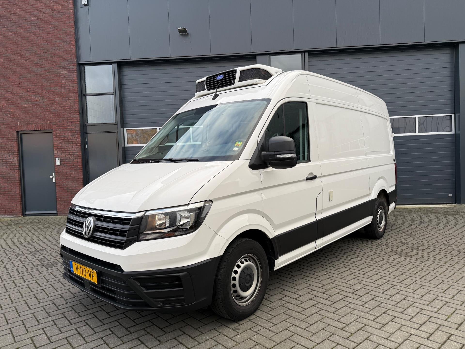 Volkswagen Crafter 35 2.0 TDI L3H3 Koelwagen Vrieswagen -20, Auto's, Voorwielaandrijving, Stof, Gebruikt, 4 cilinders