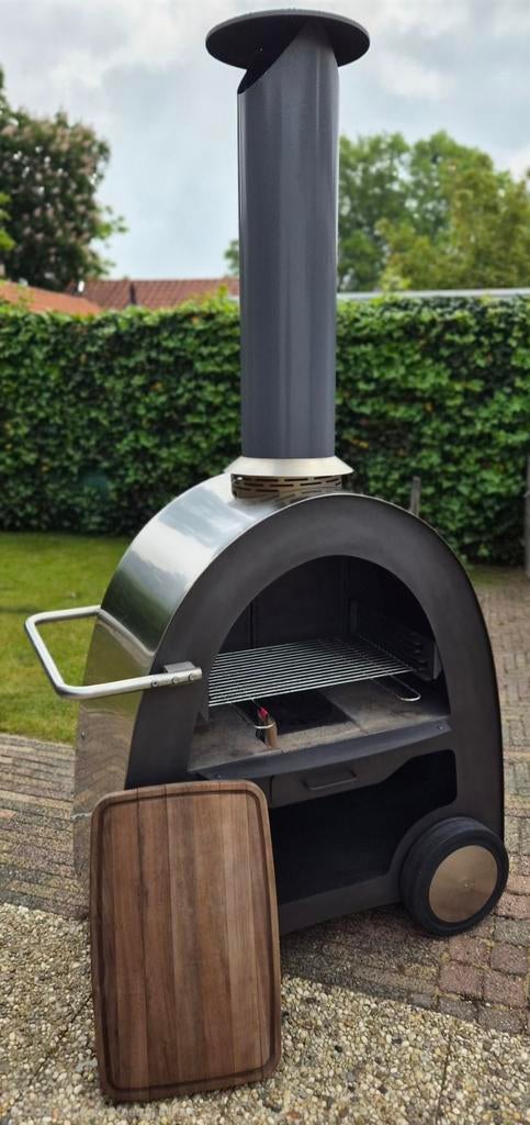 RVS Bbq met Grill Afneembaar snijplank / tafel, Tuin en Terras, Houtskoolbarbecues, Zo goed als nieuw, Met accessoires, Ophalen