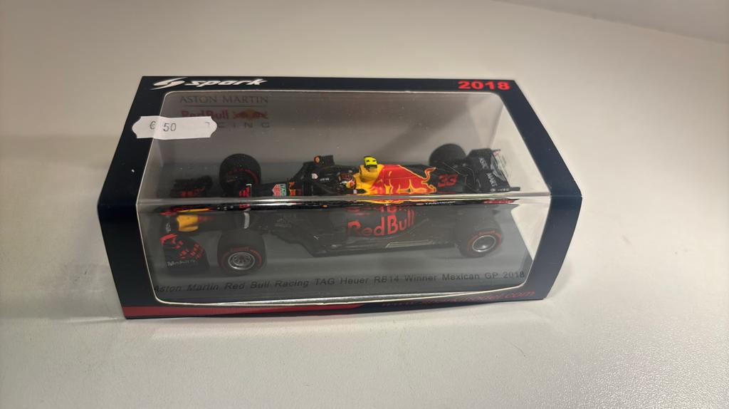 F1 red bull rb14 max Verstappen 2018 spark 1.43, Overige merken, Auto, Ophalen of Verzenden, A
