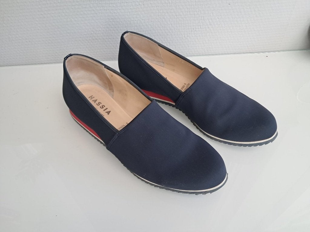 Schoenen  Hassia  Kleur : Blauw Maat : 40 NIEUWSTAAT, Kleding | Dames, Schoenen, Hassia, Blauw, Instappers, Ophalen of Verzenden