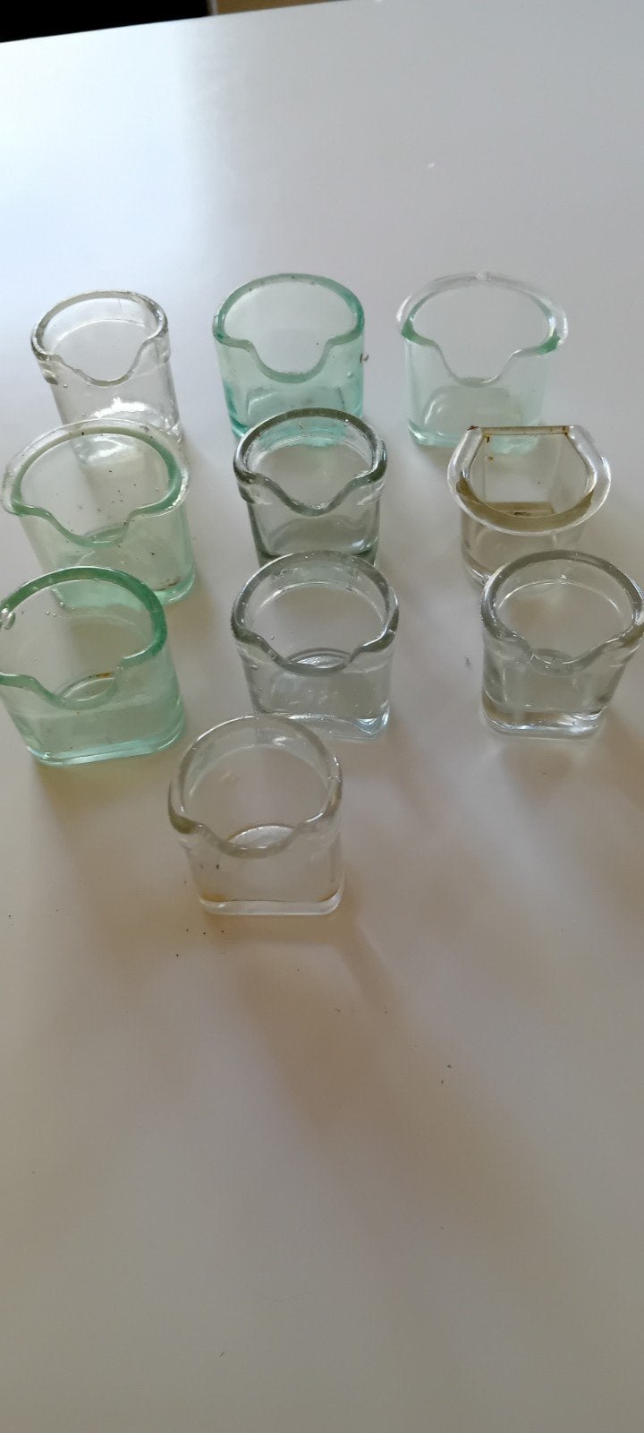 10 oude glazen voederbakjes, Ophalen of Verzenden