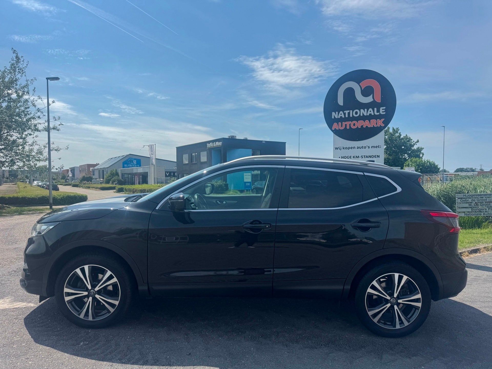 Nissan Qashqai 1.2 N-Connecta * 2018 * 160 DKM * AUTOMAAT* E, Gebruikt, 4 cilinders, 116 pk, Zwart
