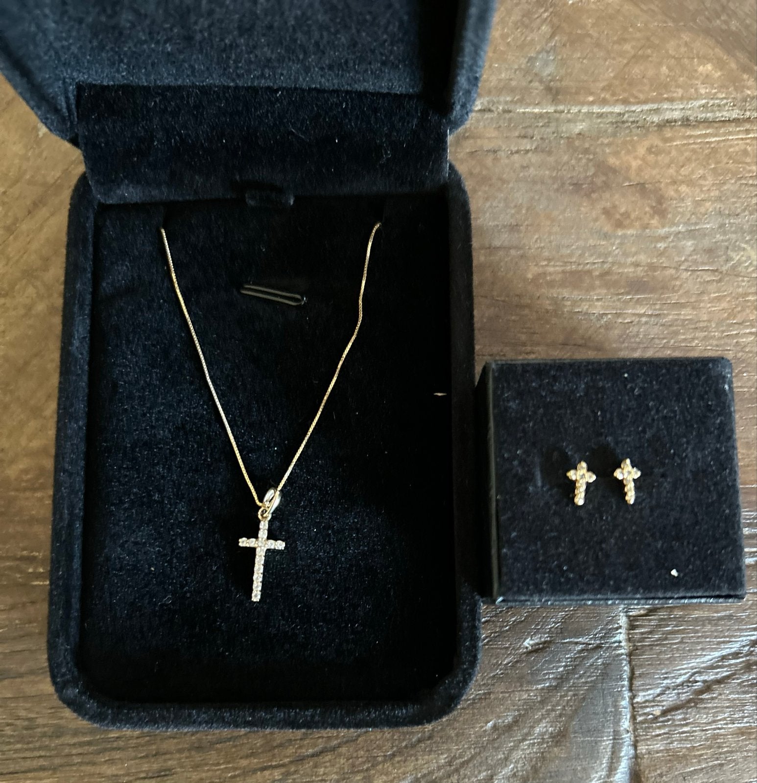 14 Karaat Gouden Ketting met Diamant Kruis en Oorbellen, Ophalen of Verzenden, Zo goed als nieuw, Met edelsteen, Goud