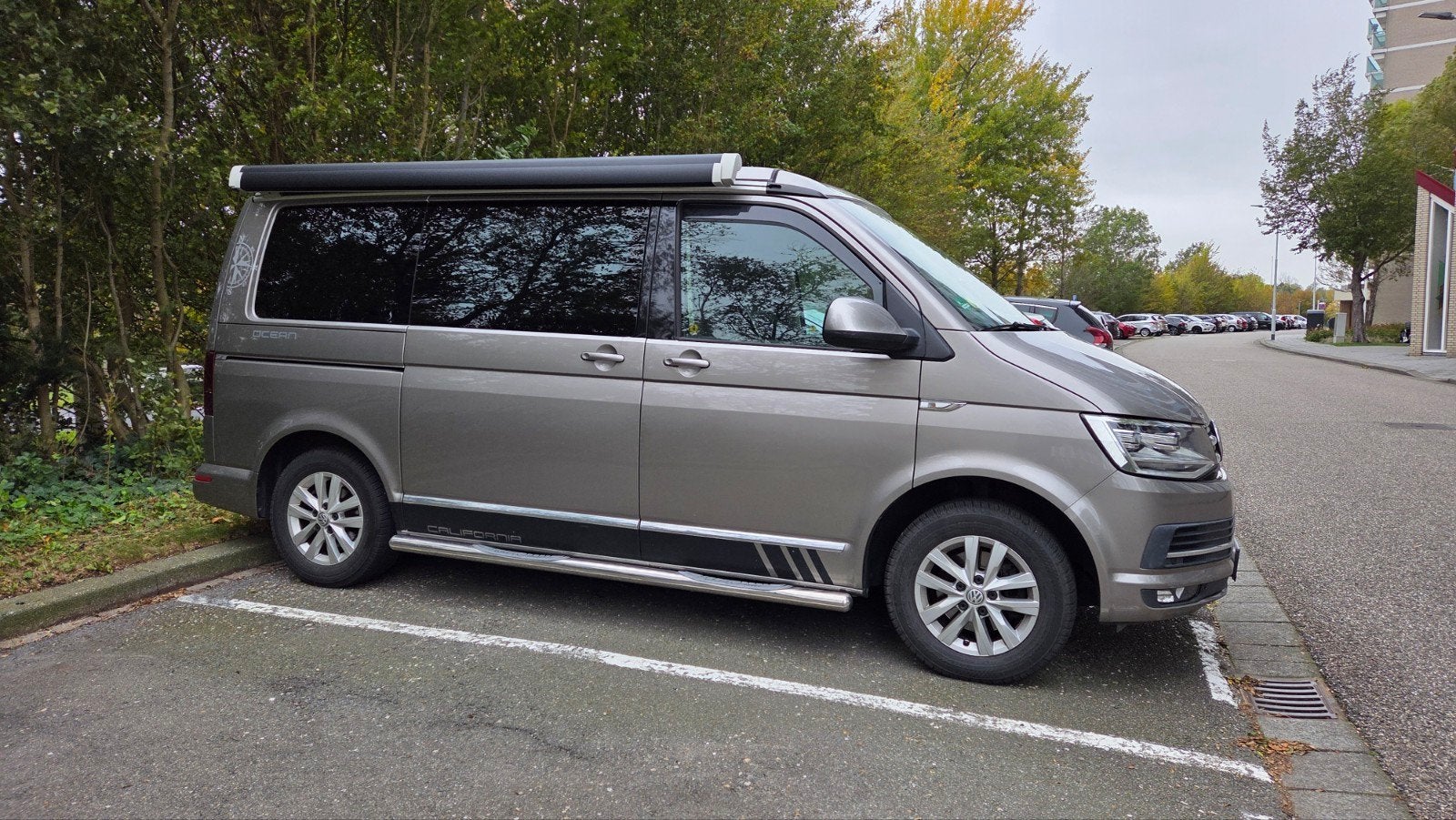 Volkswagen T6 California Ocean Edition, Raamblindering, Volkswagen, Diesel, Particulier