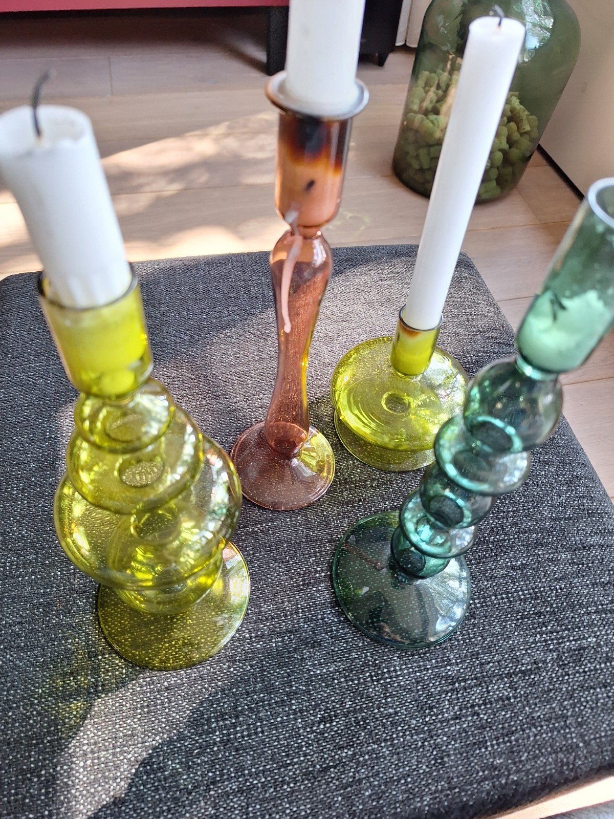 Set van 4 glazen kandelaars in diverse kleuren, Ophalen, Gebruikt, Meerkleurig, Glas