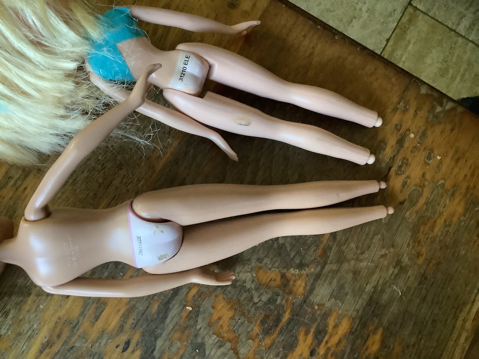 2 Bratz popjes, Ophalen, Zo goed als nieuw, Pop