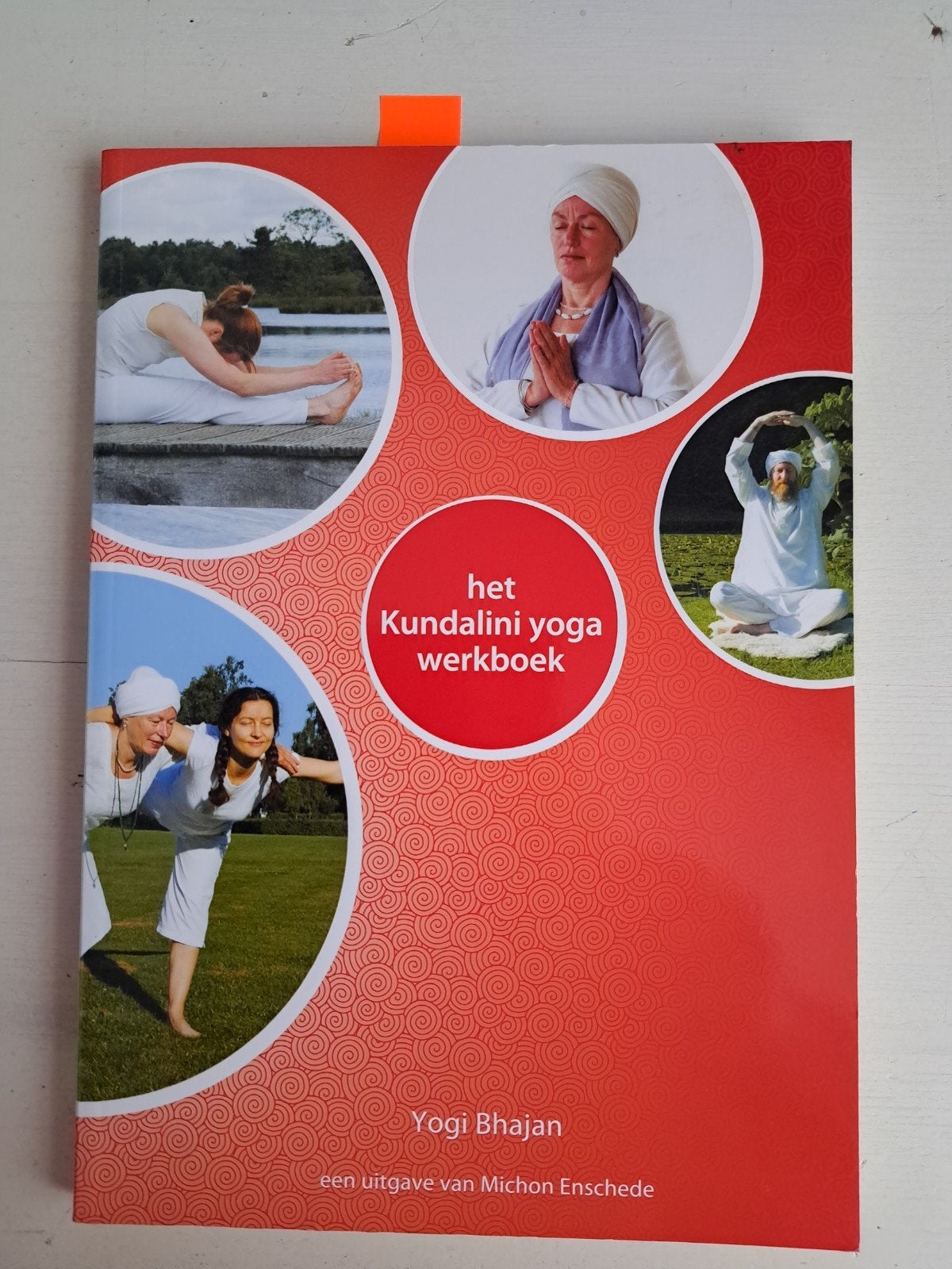 Het Kundalini Yoga Werkboek - Yogi Bhajan, Boeken, Meditatie of Yoga, Ophalen of Verzenden, Zo goed als nieuw, Yogi Bhajan