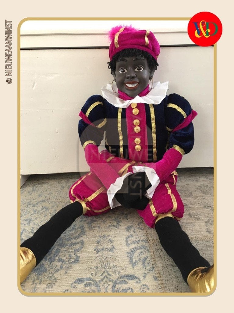 Nostalgische V&D etalage Piet pop - roze/blauw - 90cm, Diversen, Verzenden, Zo goed als nieuw