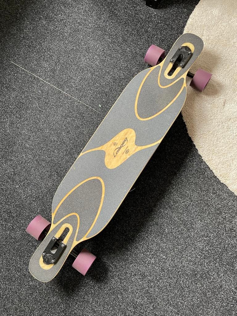Loaded Dervish Sama Flex 3 Longboard - Zo goed als nieuw, Sport en Fitness, Skateboarden, Zo goed als nieuw, Skateboard, Longboard