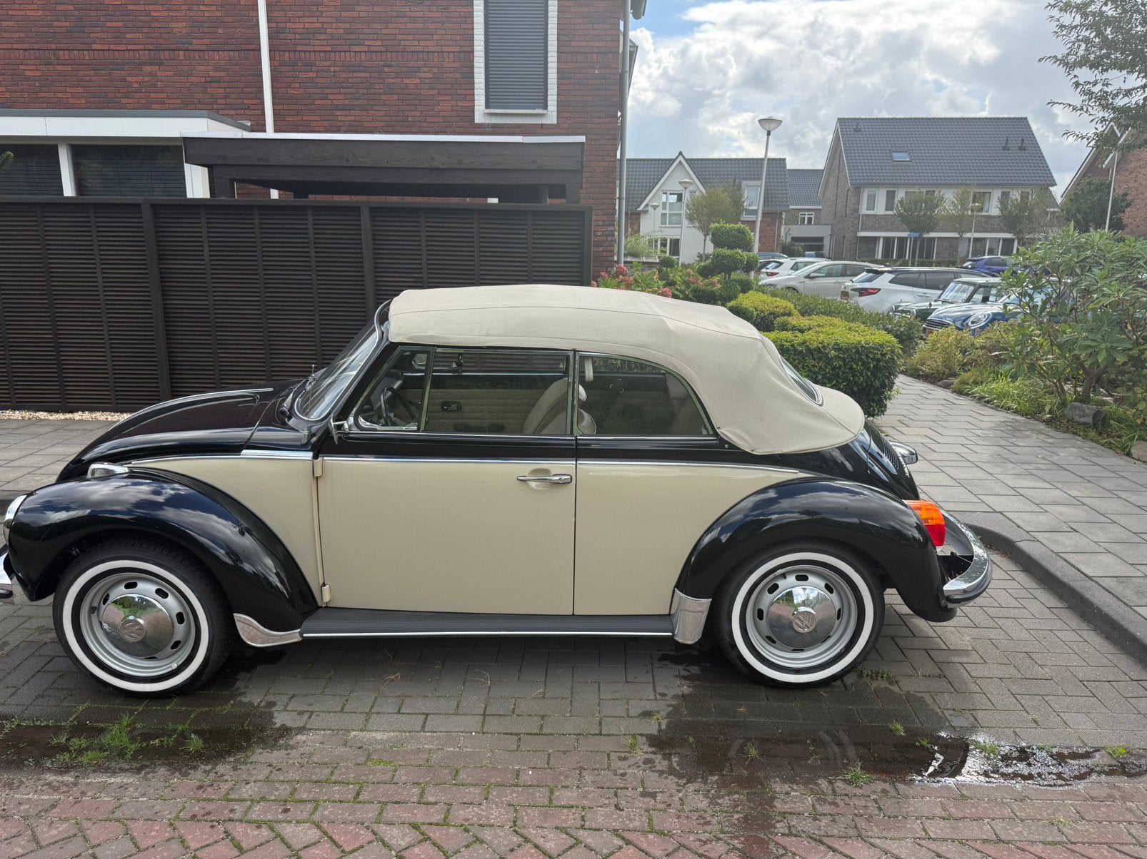 Volkswagen 1972 Zwart, Voorwielaandrijving, 43 pk, Cabriolet, 4 stoelen