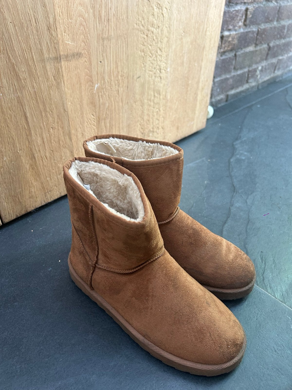 Comfortabele bruine laarzen met warme voering, Kleding | Dames, Schoenen, Ophalen of Verzenden, Gedragen, Bruin, Lage of Enkellaarzen