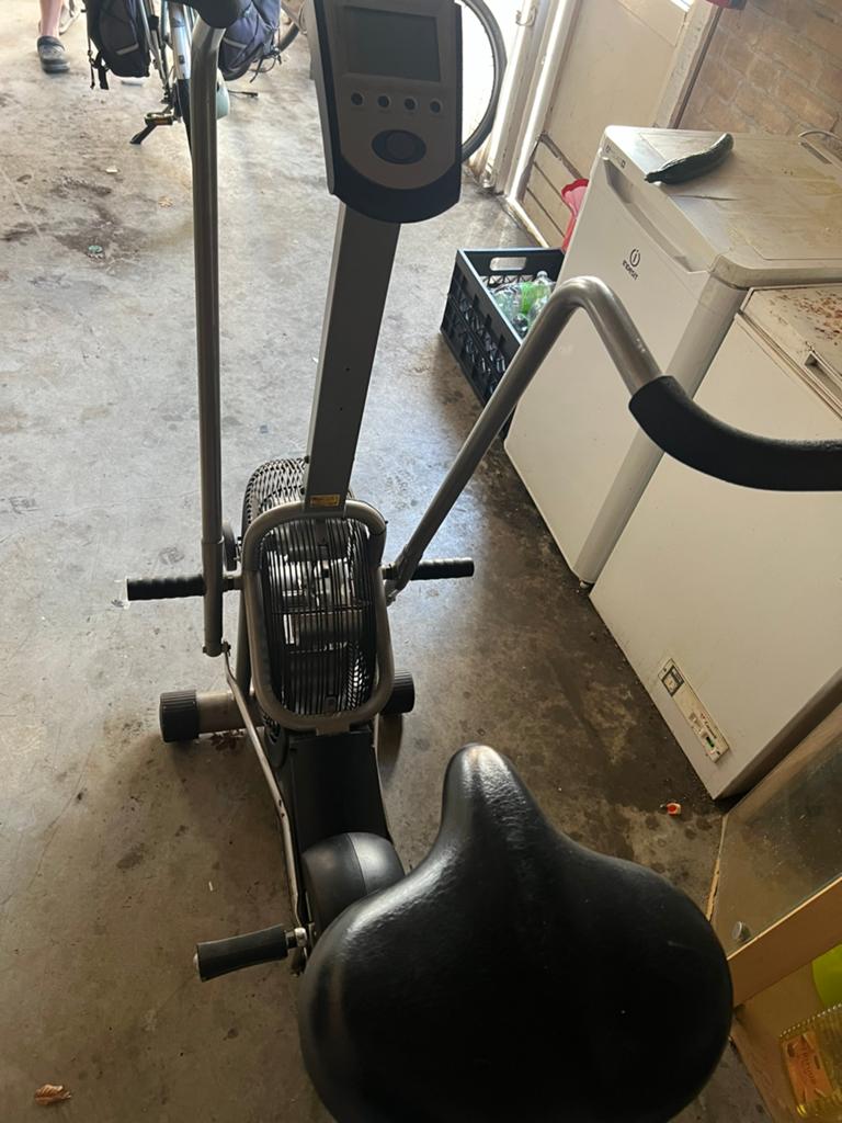 Tekoop crostrainer, Ophalen of Verzenden, Zo goed als nieuw, Crosstrainer