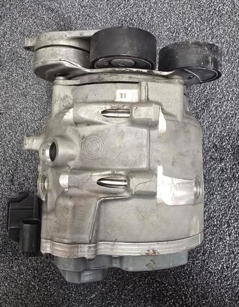 Audi RS6 2022 48V Startdynamo(4N0.903.028.T)- Revisie nodig, Auto-onderdelen, Motor en Toebehoren, Ophalen of Verzenden, Gebruikt