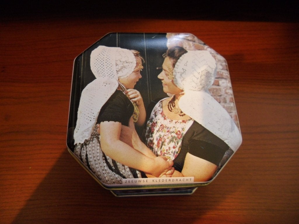 Vintage Babbelaars blik Zeeuwse Klederdracht, Ophalen of Verzenden, Gebruikt, Overige, Droste