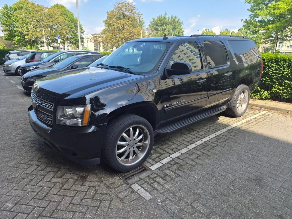 Chevrolet Suburban LTZ 5.3L Flexfuel, Suburban, 5328 cc, 2640 kg, 7 stoelen