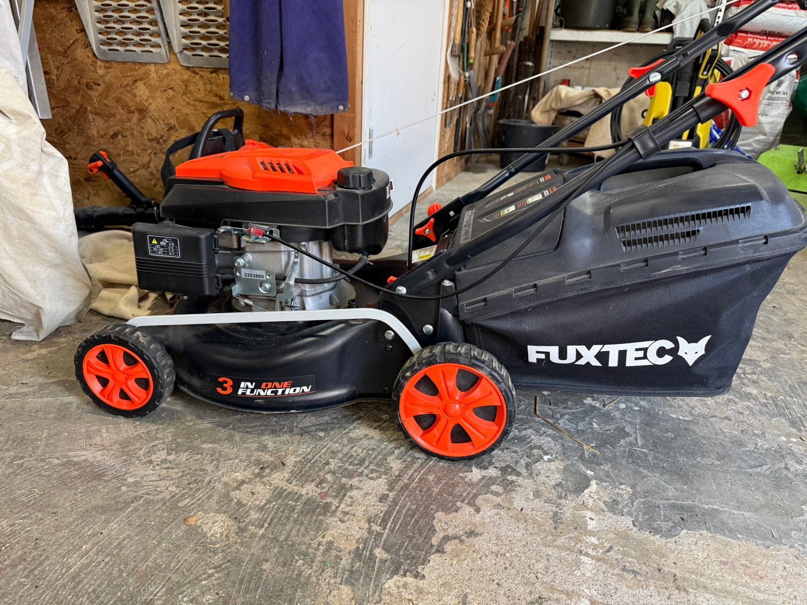 Fuxtec 4 T 40 cm grasmaaier, Ophalen, Zo goed als nieuw