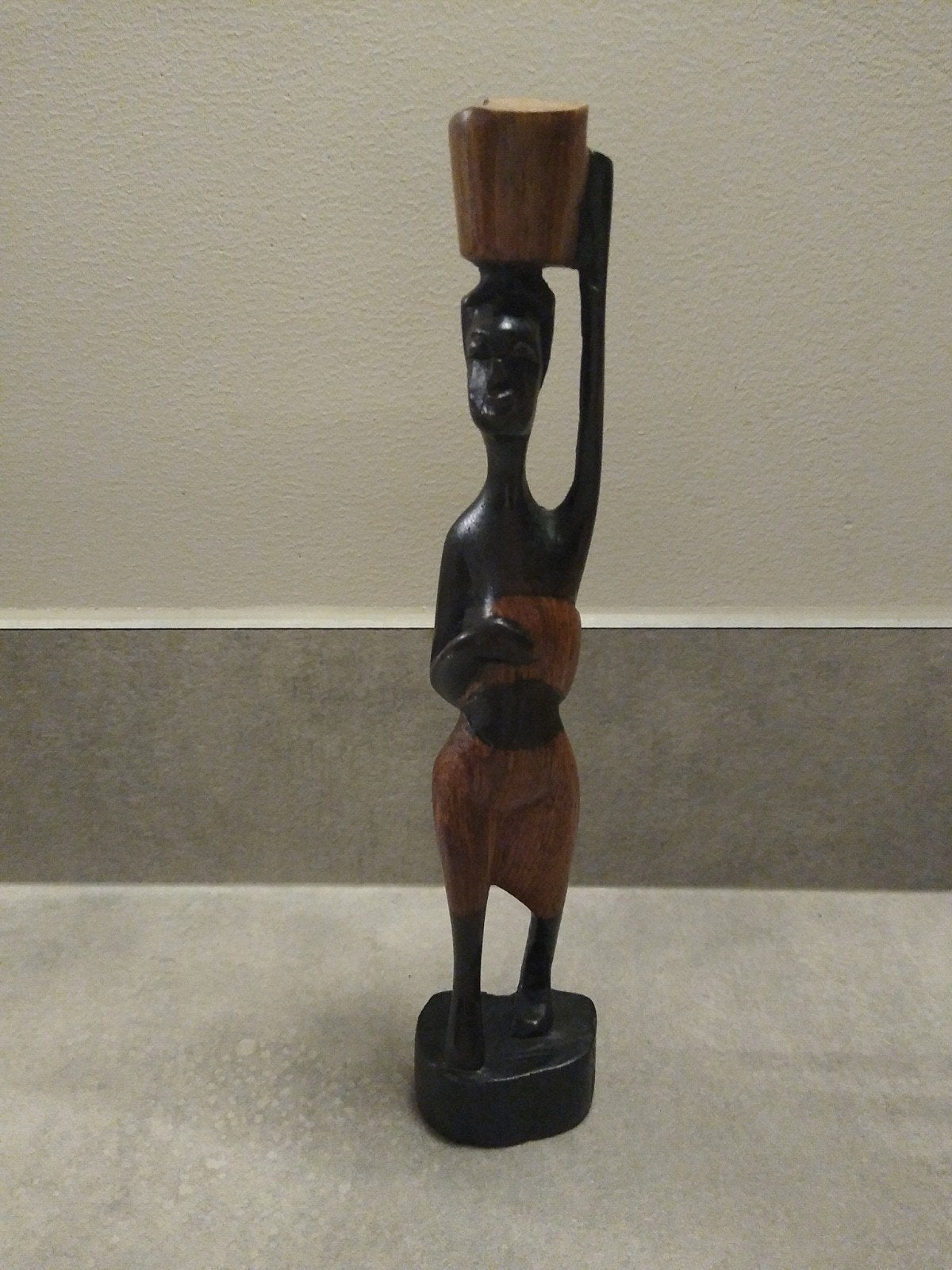 Afrikaanse vrouw waterdraagster, Antiek en Kunst, Kunst | Beelden en Houtsnijwerken, Ophalen of Verzenden