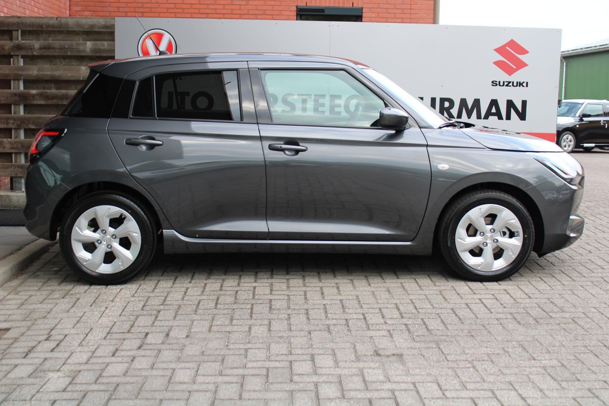 Suzuki Swift 1.2 Select Smart Hybrid incl 2000 euro korting, Auto's, 12 maanden, Stof, Euro 6, 82 pk
