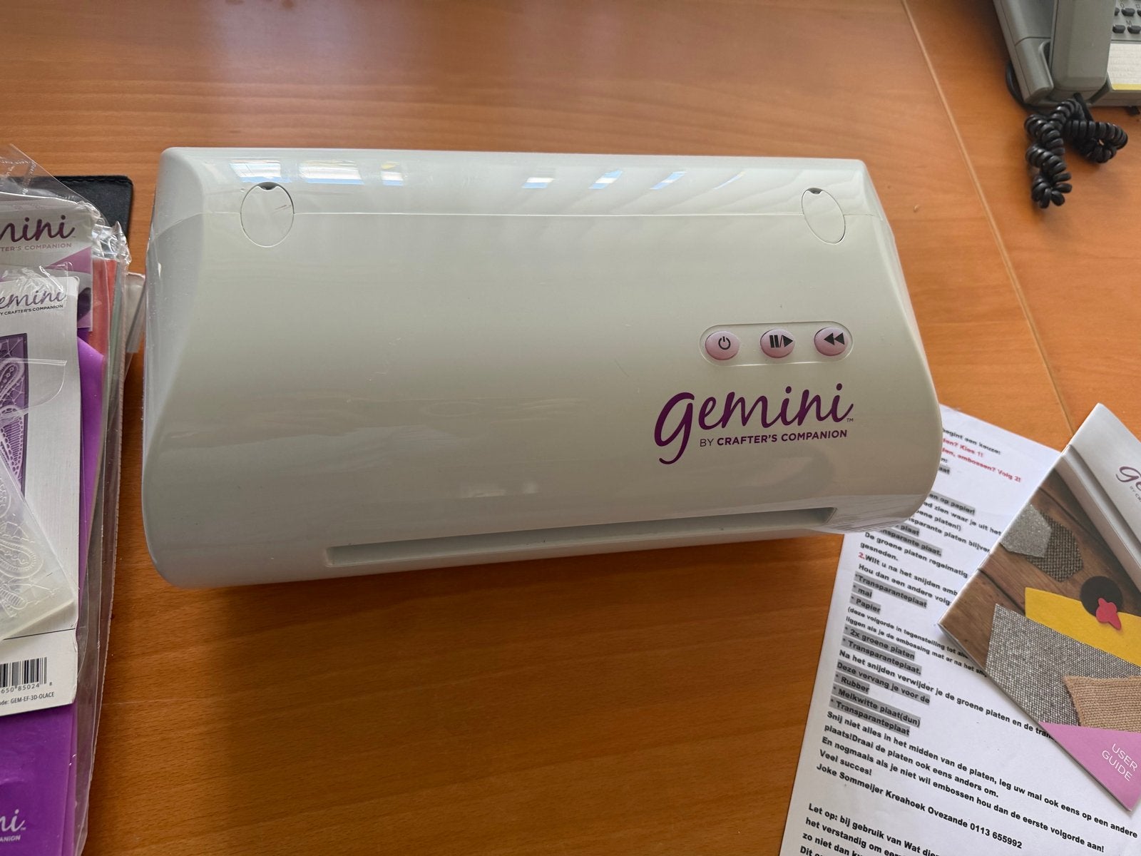 Crafters Companion Gemini stans- en rilmachine met toebehore, Ophalen, Zo goed als nieuw, Kunststof, Machine