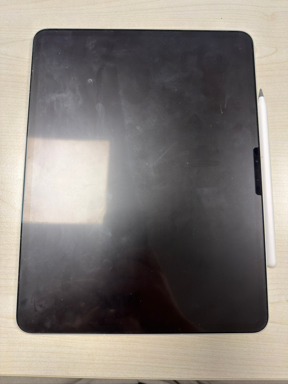 13 inch M5 iPad pro Wi-Fi plus 5G (cellular) 256 gb, Ophalen of Verzenden, Zo goed als nieuw, Bescherming voor- en achterkant