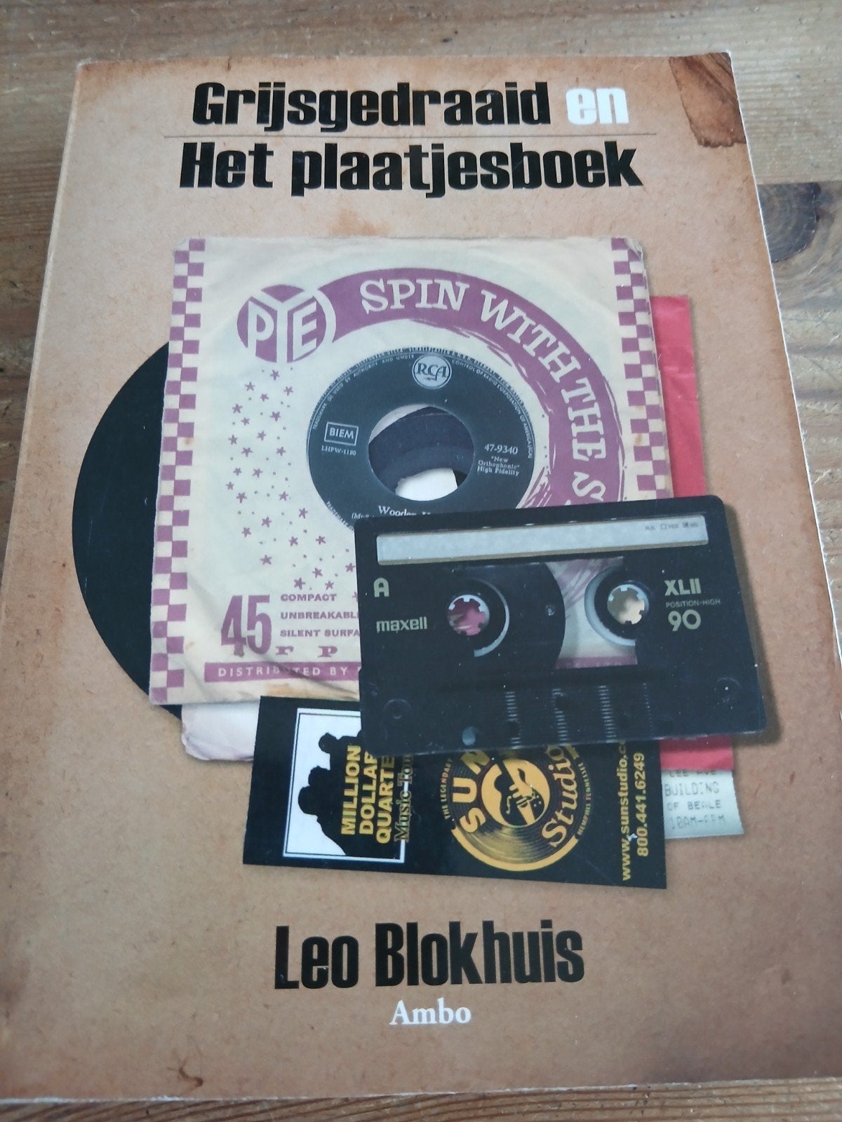 Leo Blokhuis - Grijsgedraaid en het plaatjesboek, Ophalen of Verzenden, Zo goed als nieuw, Leo Blokhuis