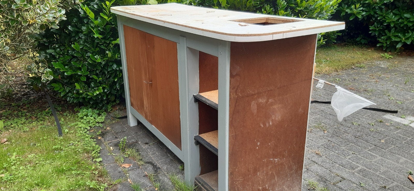 Houten buitenbar / werkbank met los bovenblad, Ophalen, Gebruikt