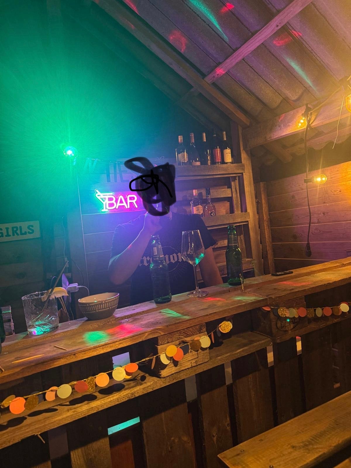 Houten Bar van Pallets (met barkrukken, dressoir & led/neon), Huis en Inrichting, Barren, Ophalen, Gebruikt