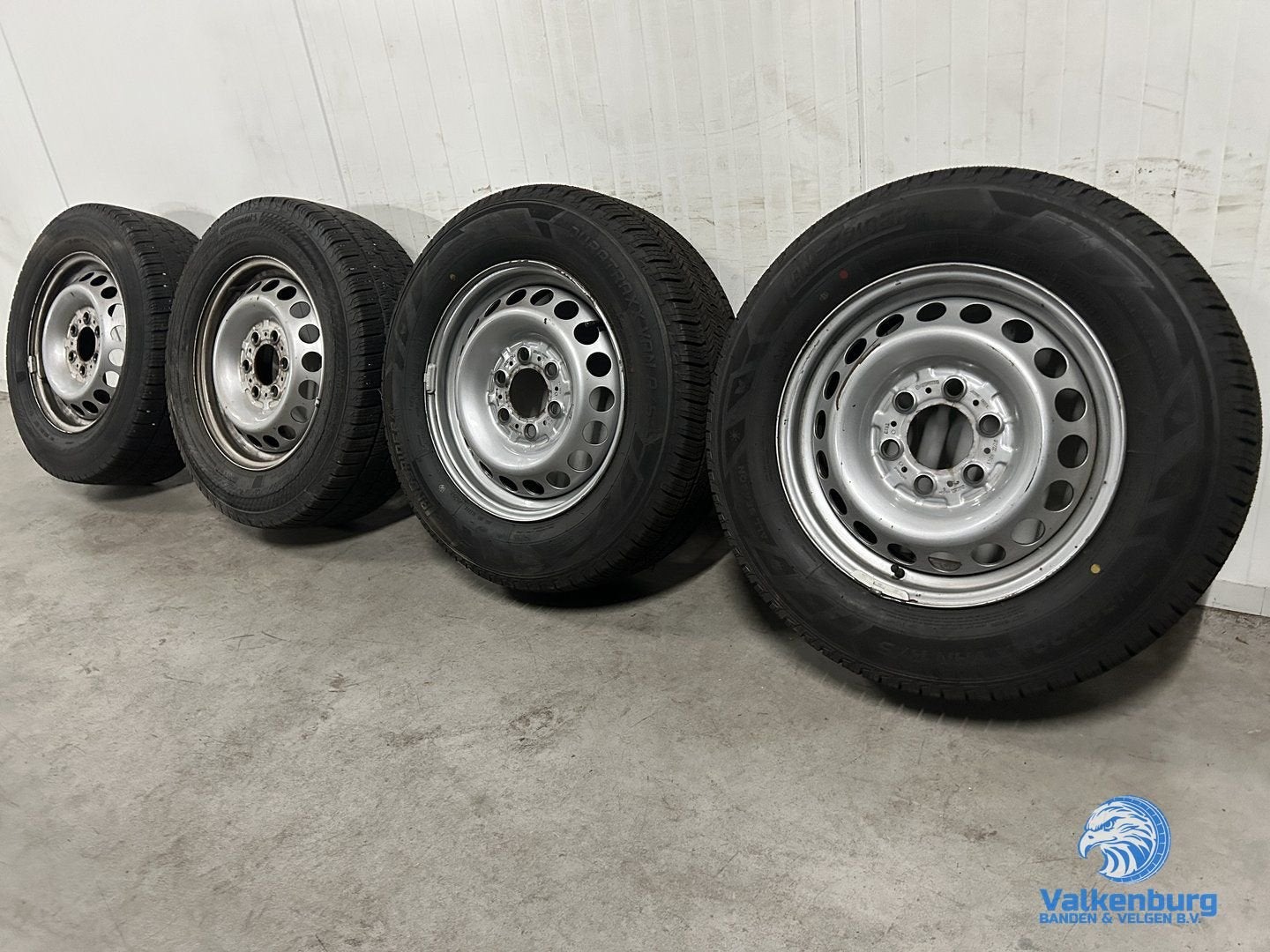 8mm! Originele Mercedes Sprinter B907 B910 16 inch stalen ve, -, Banden en Velgen, Ophalen of Verzenden, All Season