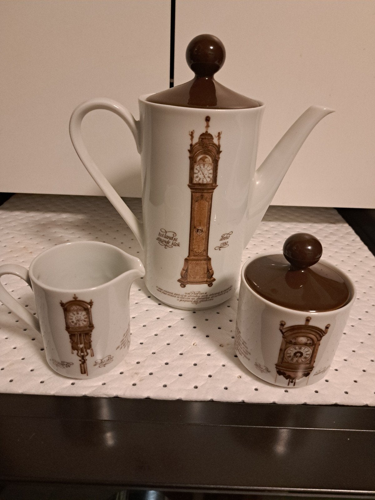 Vintage koffieservies met Hollandse staande klok decor, Ophalen of Verzenden