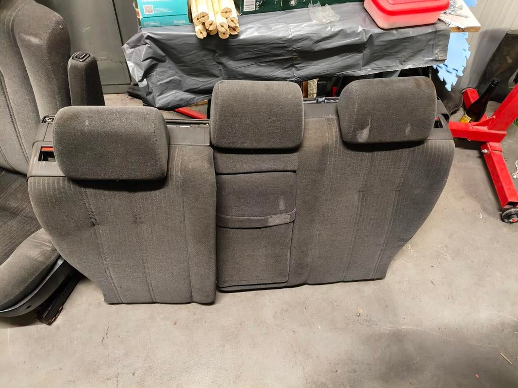 BMW E34 Touring achterbank, Auto-onderdelen, Interieur en Bekleding, Ophalen, Gebruikt, BMW