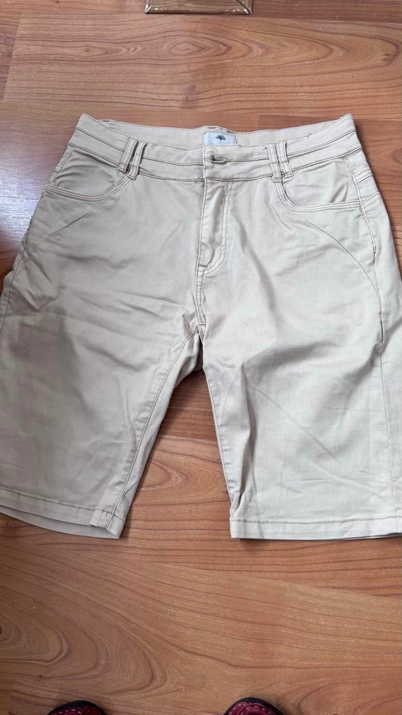 Friendtex Dames Bermuda maat 40, Maat 38/40 (M), Kort, Beige, Ophalen of Verzenden