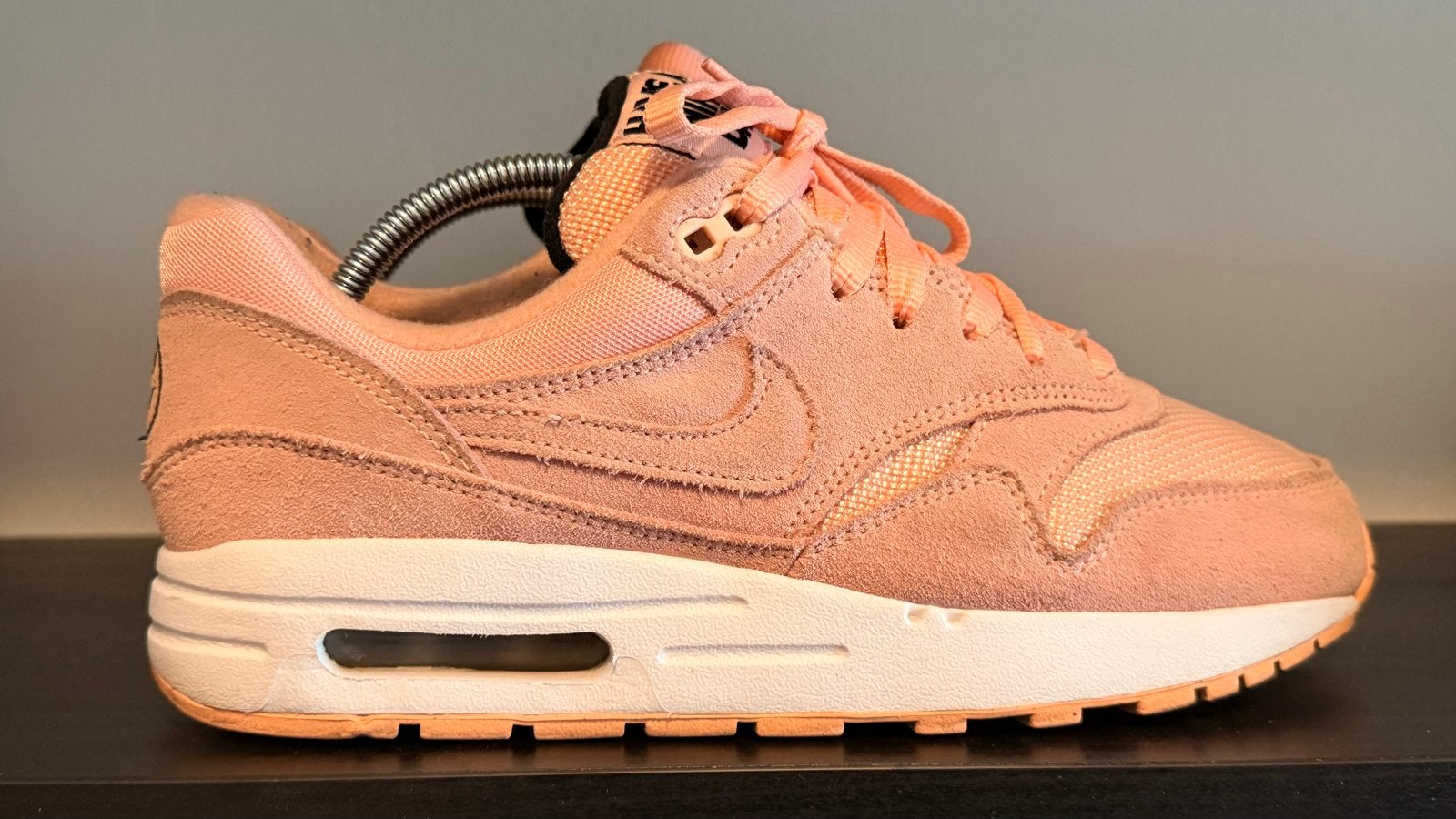 Nike Air Max 1 'Have a Nike Day' - Roze Sneakers, Ophalen of Verzenden, Gedragen, Roze, Sneakers of Gympen