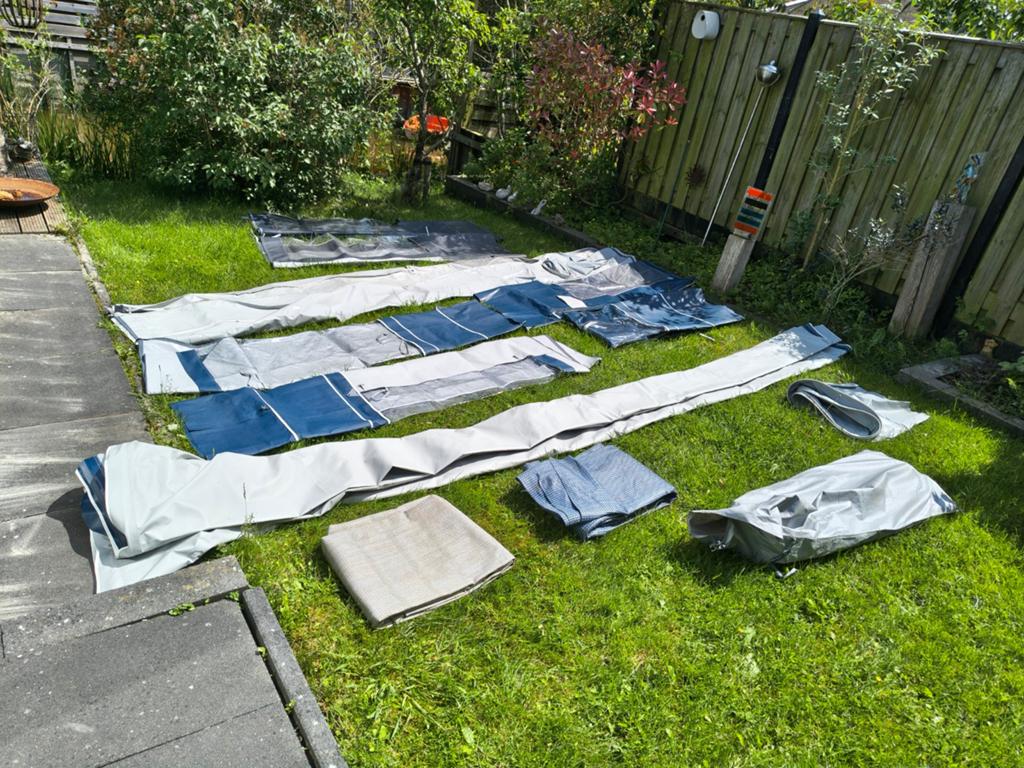 Voortent caravan Dethleffs 460, Caravans en Kamperen, Ophalen, Zo goed als nieuw