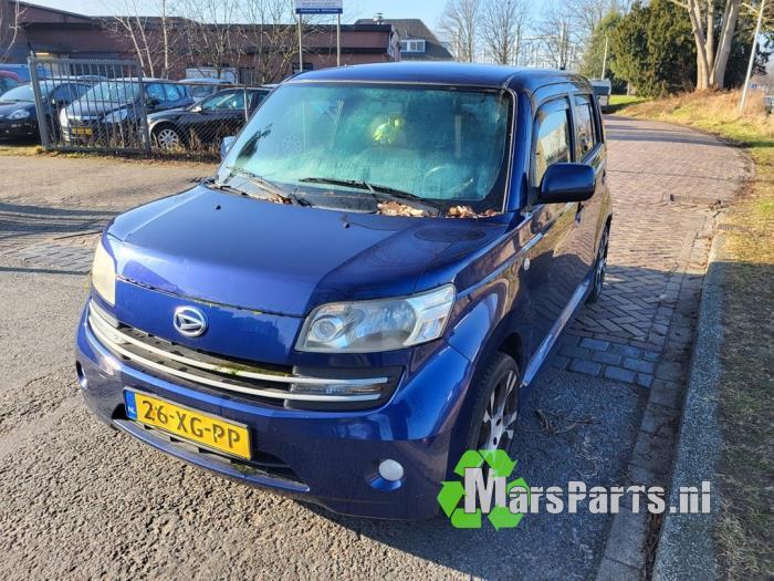 Zonneklep van een Daihatsu Materia, Auto-onderdelen, Gebruikt, Daihatsu, -, -