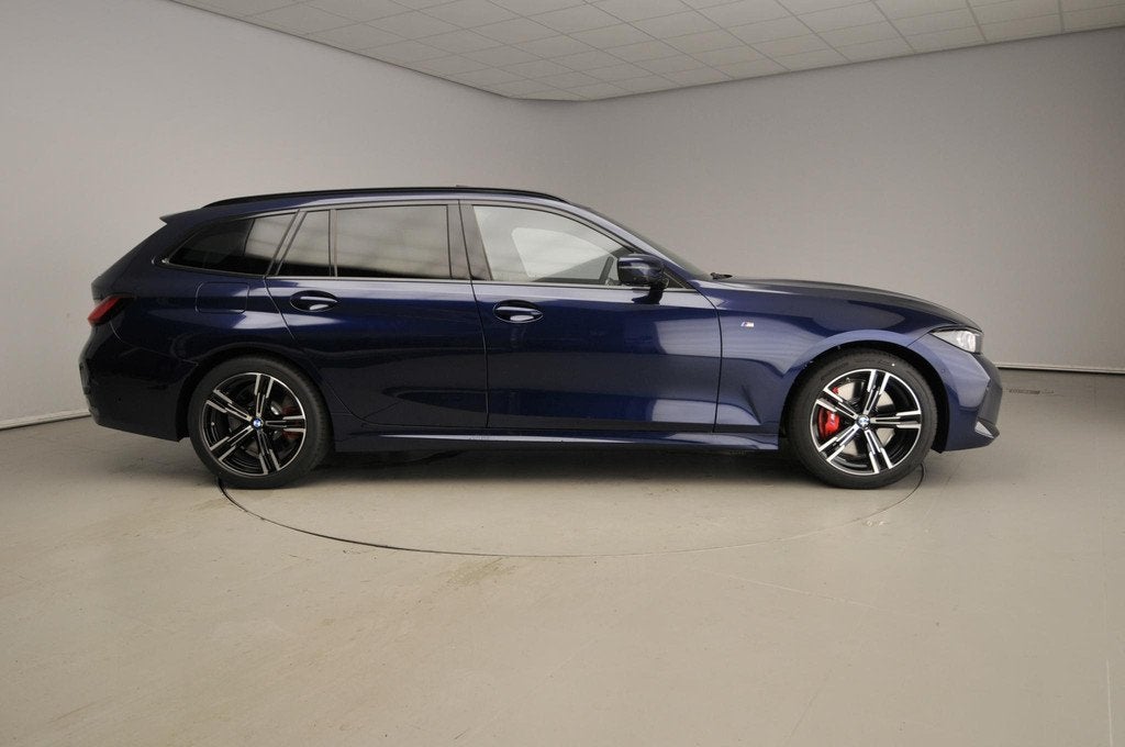 BMW 3 Serie 330d xDrive | M Sportpakket Pro | Innovation Pac, Auto's, Automaat, 1800 kg, Euro 6, Diesel