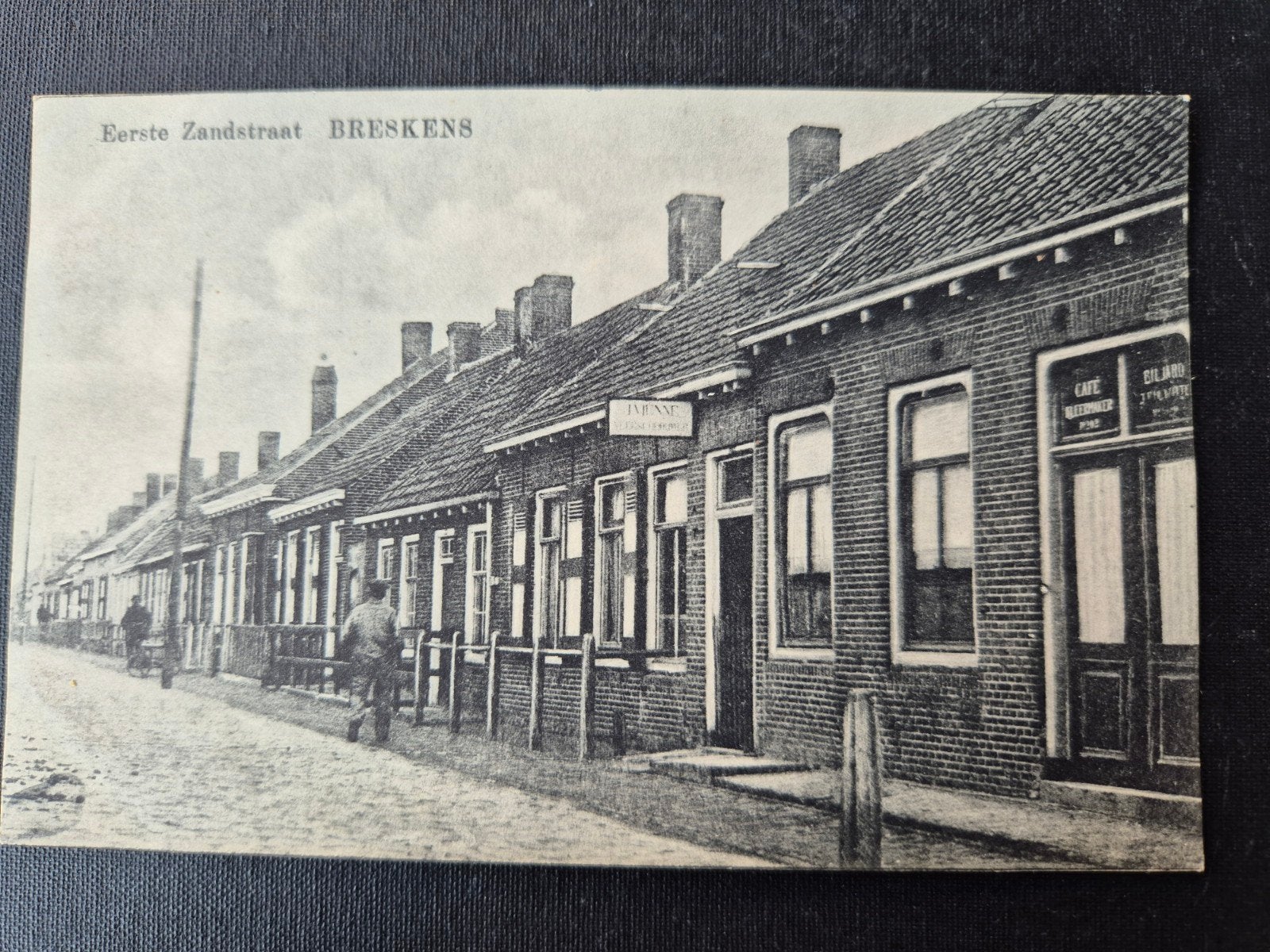 De eerste.Zandstraat in Breskens begin vorige eeuw, Ophalen of Verzenden, Voor 1920, Zeeland