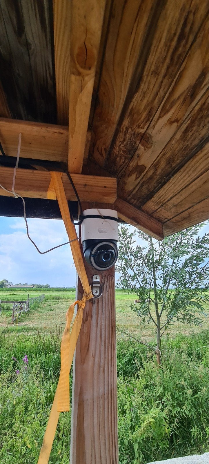 Camera Eufy 4G LTE Cam S330 4G/WIFI, Dieren en Toebehoren, Stalling en Weidegang, Toebehoren, 2 of 3 paarden of pony's
