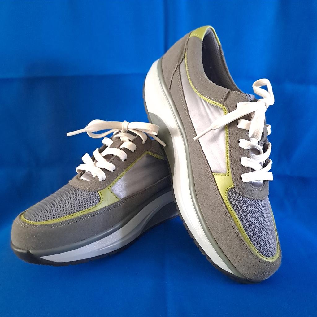 Joya Casual schoenen, Ophalen, Grijs, Sneakers of Gympen, Zo goed als nieuw