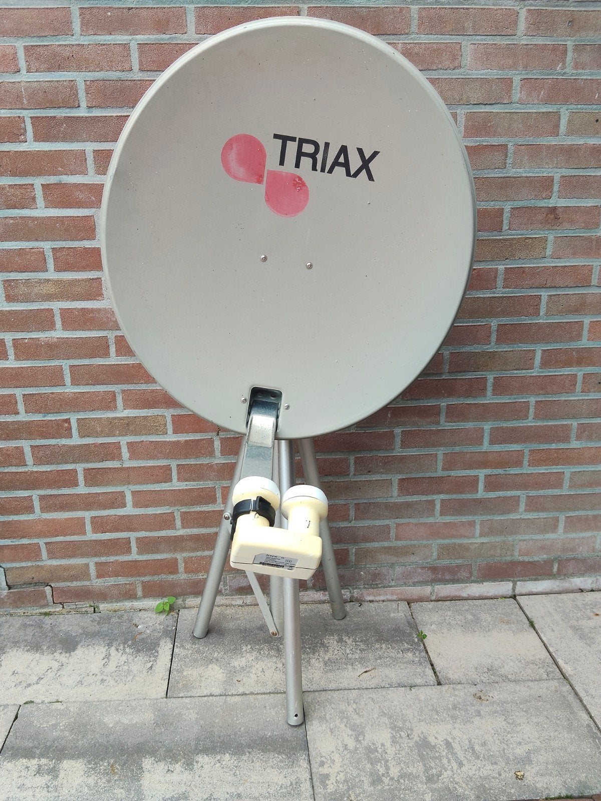 Triax schotelantenne camping kamperen caravan  tent, Ophalen of Verzenden, Gebruikt, (Schotel)antenne, Overige merken