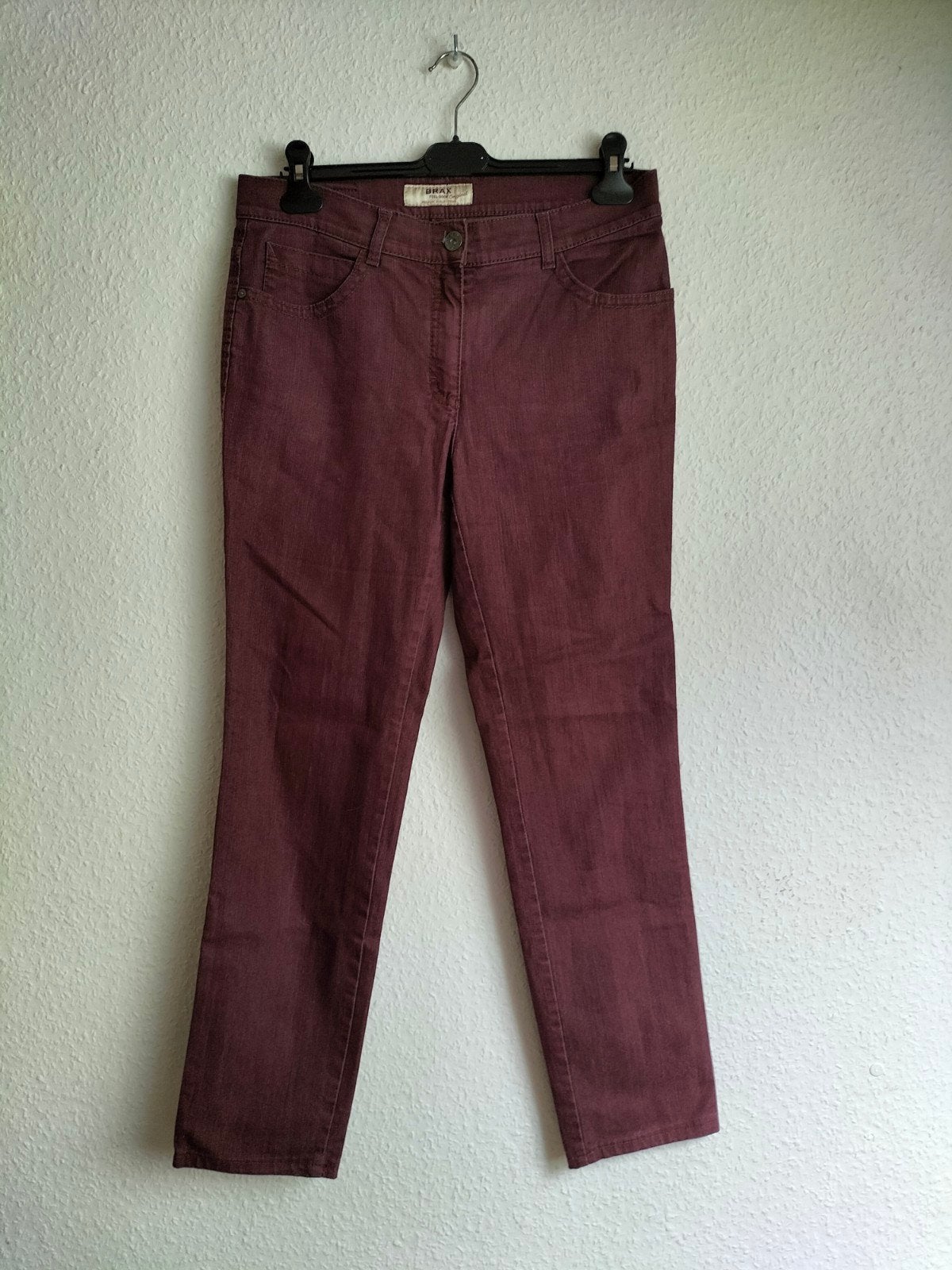 bordeauxrode jeans broek van Brax maat 40, Kleding | Dames, Broeken en Pantalons, Brax, Zo goed als nieuw, Lang, Rood