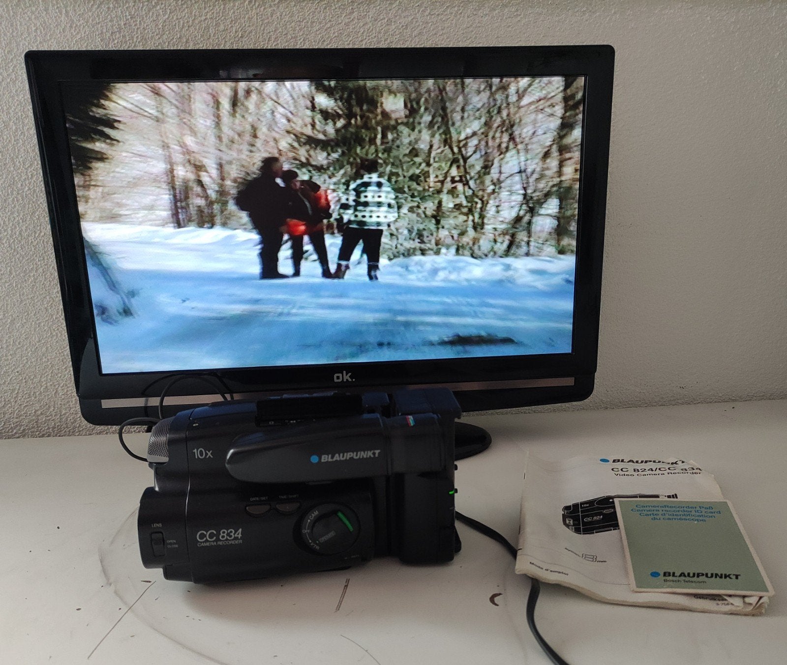 VIDEOCAMERA ANALOOG voor de VIDEO 8 BANDJES uit de JAREN 90, Ophalen of Verzenden, 8mm