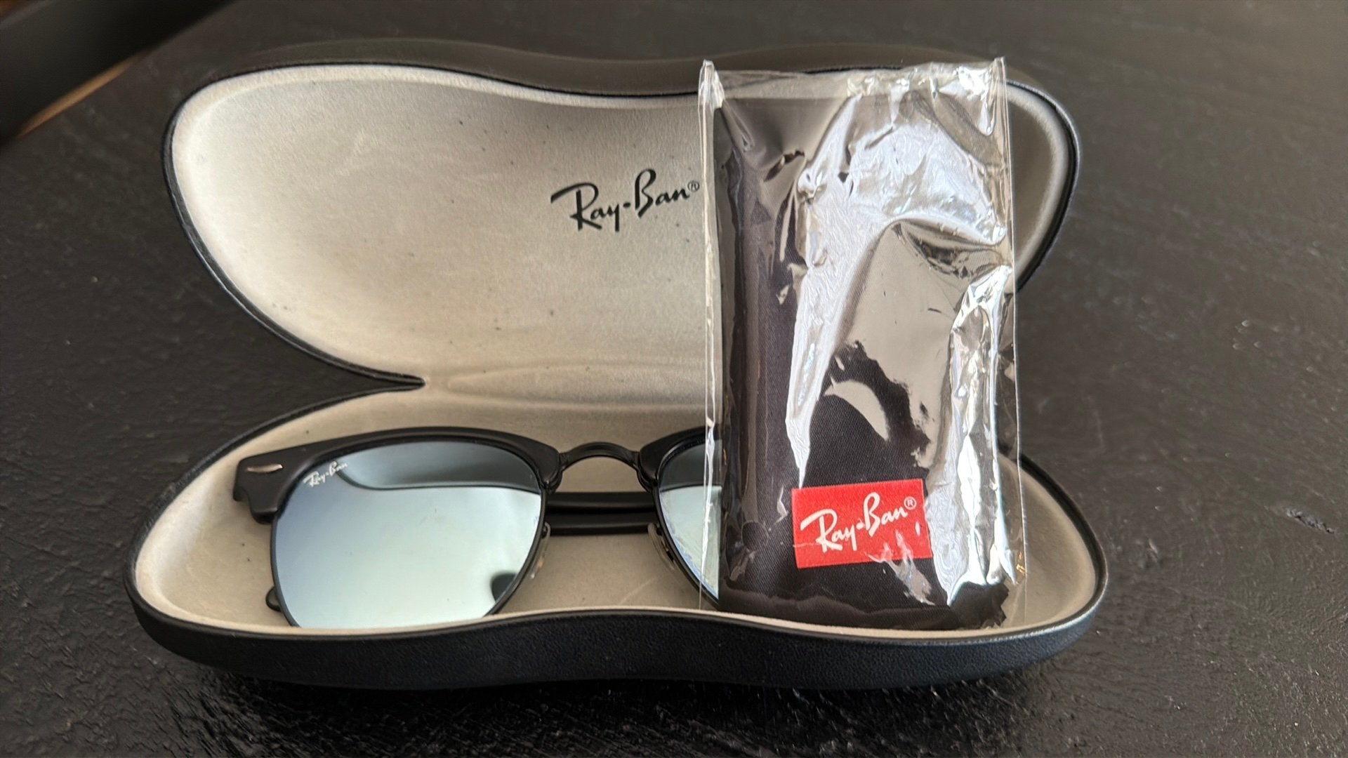 Ray-ban 3016 Clubmaster 140, Sieraden, Tassen en Uiterlijk, Zonnebrillen en Brillen | Heren, Ophalen, Zo goed als nieuw, Zwart
