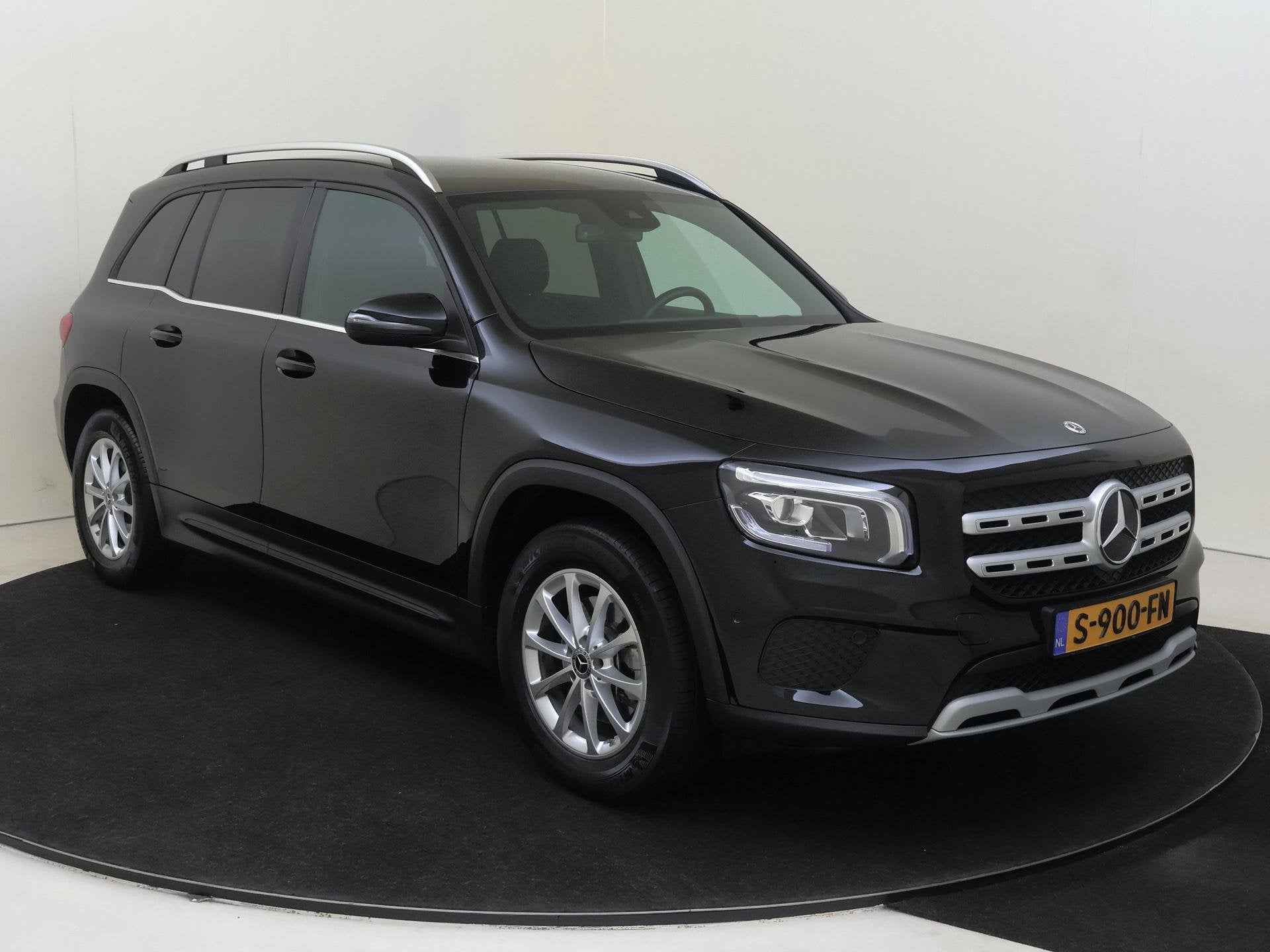 Mercedes-Benz GLB 180 Business Line / Trekhaak, Auto's, 136 pk, Gebruikt, 4 cilinders, Zwart