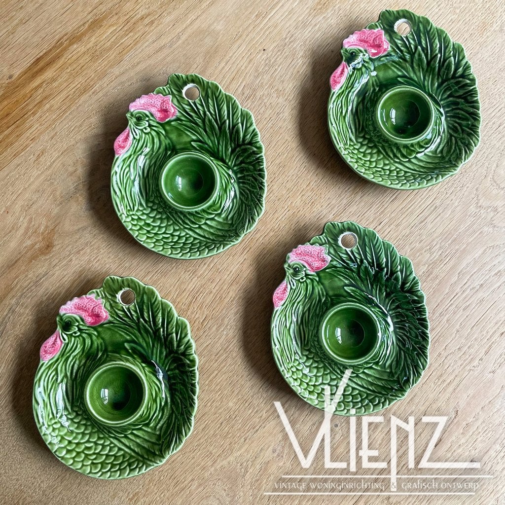 Set van vier vintage, brocante eierdopjes, eierschaal, kip, Ophalen of Verzenden, Huis en Inrichting