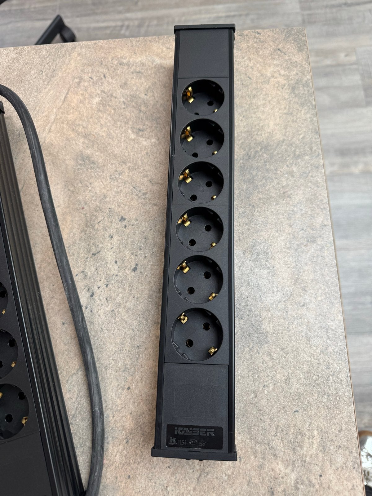 Kalser wieland stekkerdoos 6 stopcontacten en lange kabel, Ophalen of Verzenden, Zo goed als nieuw, Stopcontact
