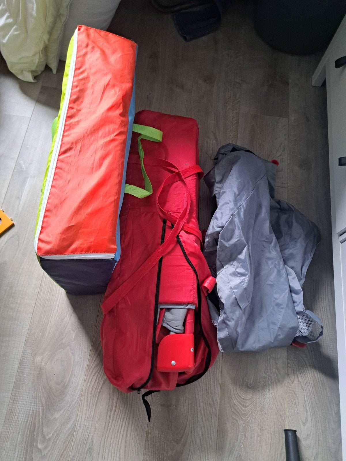Reisbedje/Campingbedje - Handig en Compact, Kinderen en Baby's, Ophalen, Gebruikt, Reisbedje