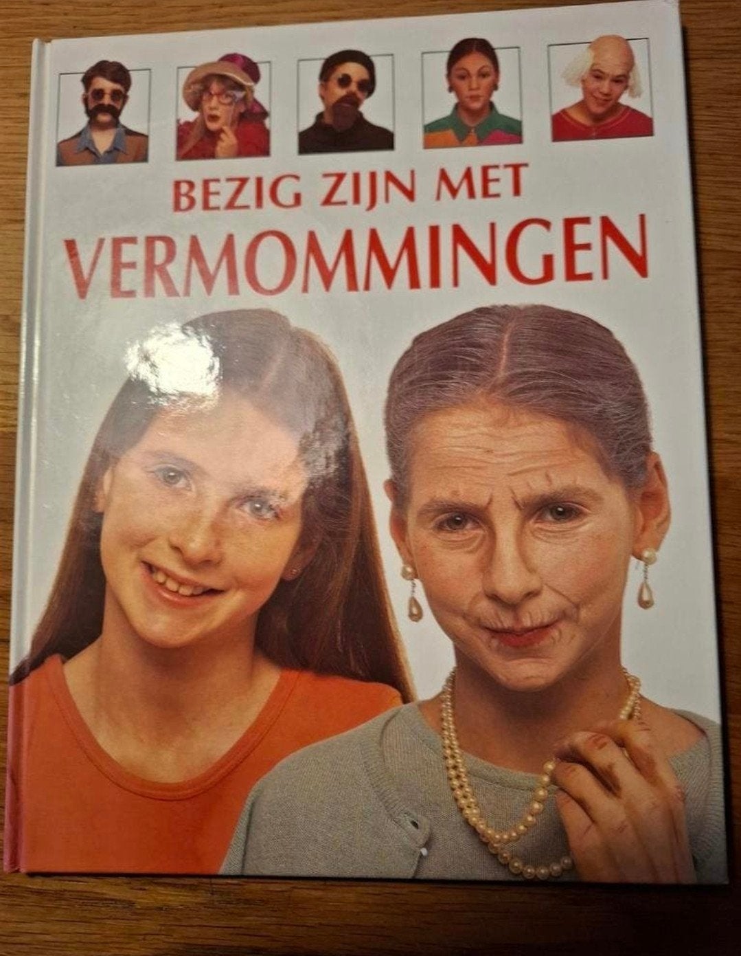 Bezig zijn met vermommingen: Schmink en transformeer!, Vivien Kelly, Nieuw, Ophalen of Verzenden, Overige onderwerpen