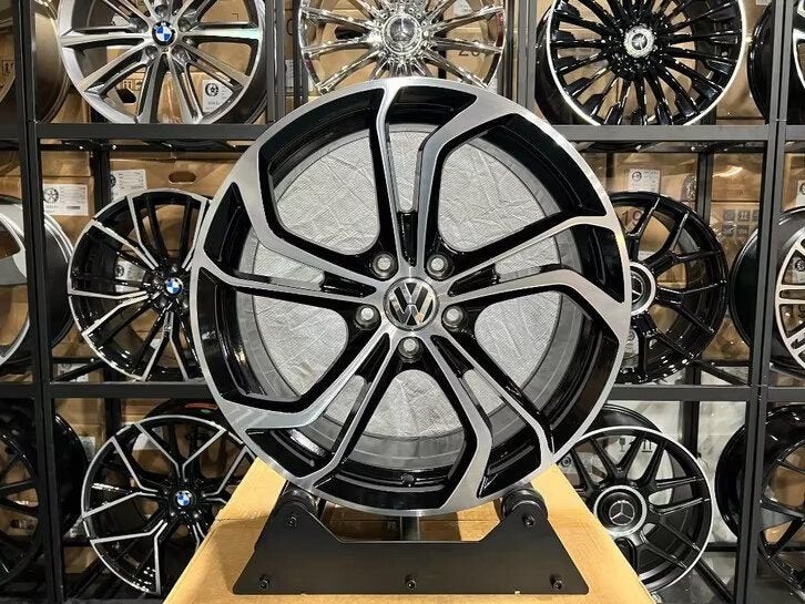 18'' Volkswagen GTI REIFNITZ velgen 5X112 PASSAT Golf 6 7 8, Ophalen of Verzenden, Nieuw, 18 inch, Velg(en)